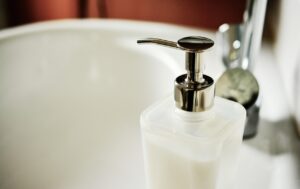 宅配買取で個人情報なしの安全な利用方法は？