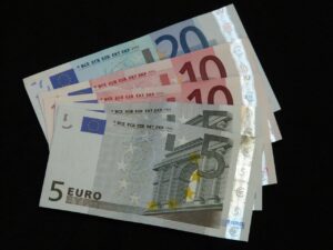 贈答品の価値と相場はどれくらい？